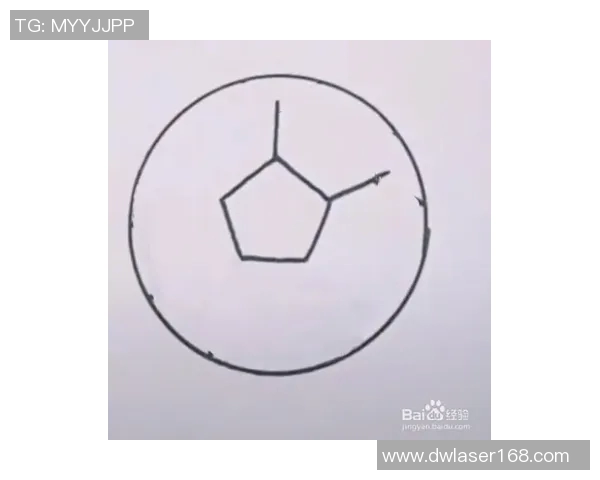 简化版足球明星简笔画教程轻松绘制你喜爱的球星形象 简化版足球明星简笔画教程轻松绘制你喜爱的球星形象